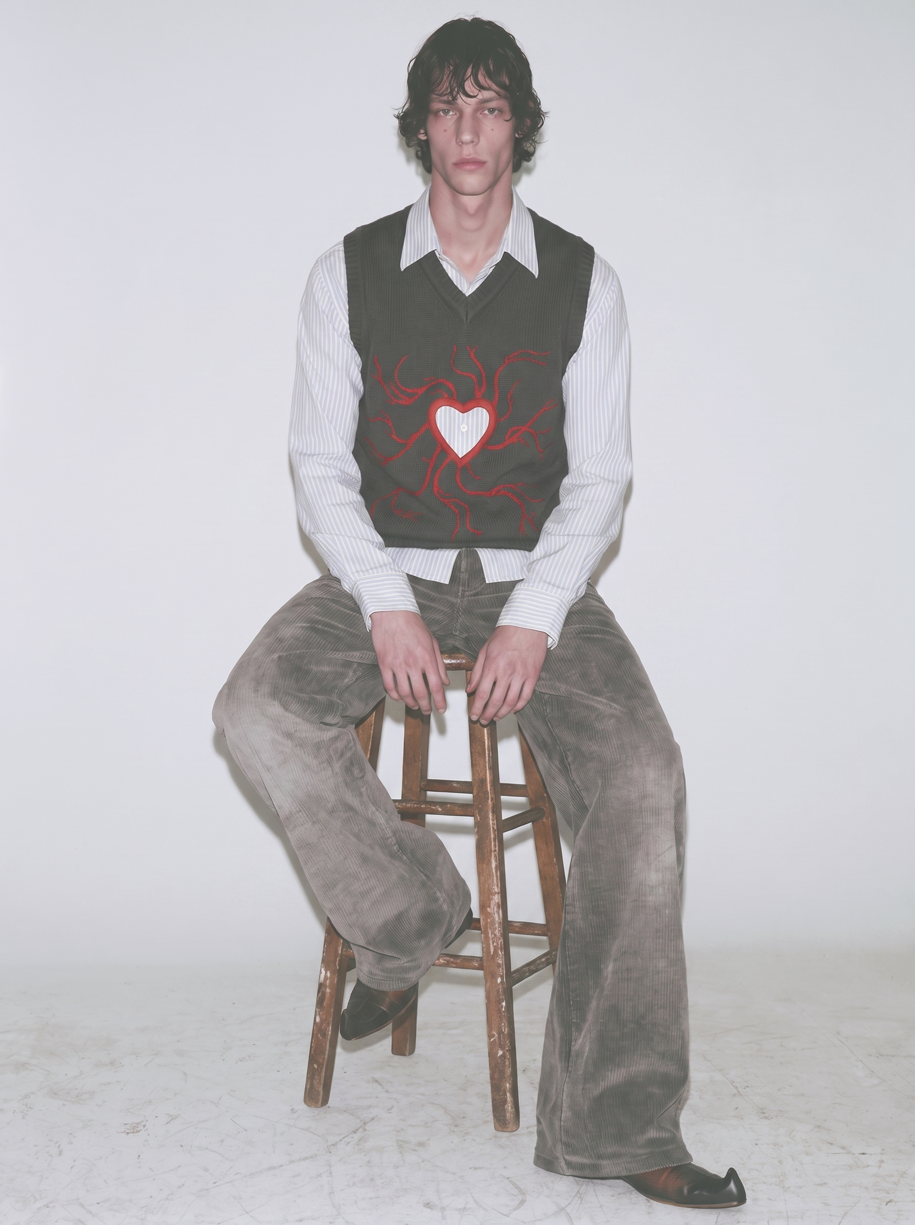 BLACK HEART CUT-OUT VEST