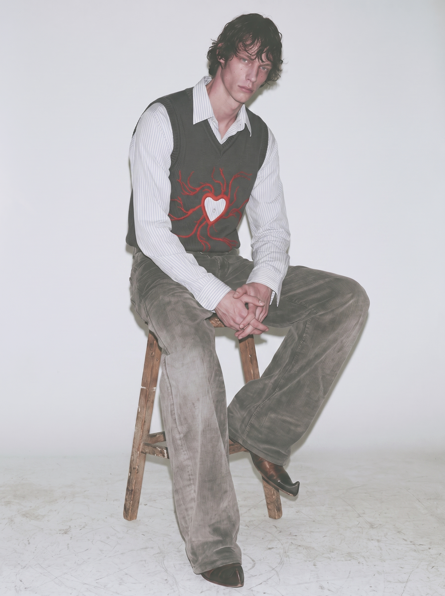 BLACK HEART CUT-OUT VEST